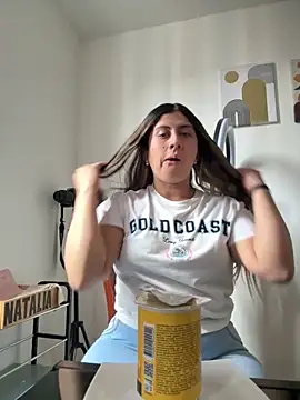 girl anni online show from November 2025 05:13:01 PM