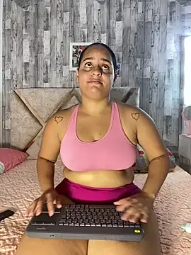 Violetrousse online show from May 2026 08:16:02 PM