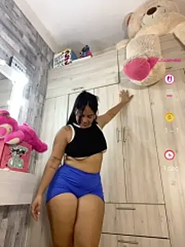 Violetrousse online show from May 2026 05:09:01 PM