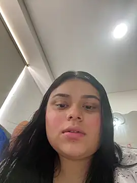 alissonfernandez  online show from March 2025 03:30:02 PM