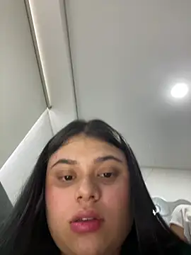 alissonfernandez  online show from March 2025 07:25:01 PM