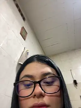 alissonfernandez  online show from October 2025 01:03:02 AM