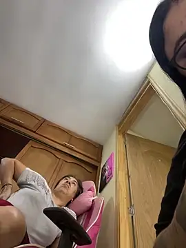 alissonfernandez  online show from October 2025 12:44:01 AM