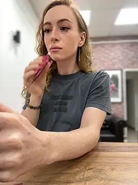  AngelMoon  online show from September 2025 04:03:01 AM