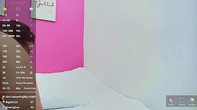 hornybarelylegalgirl online show from February 2025 04:10:02 PM