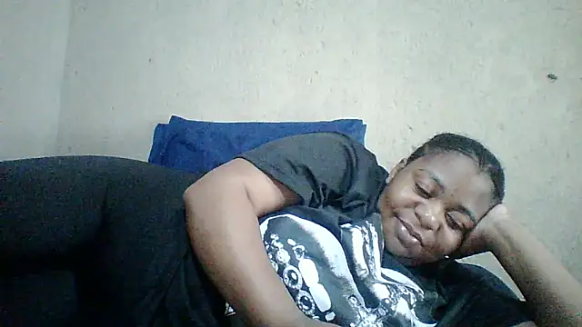 Snapshot of bustyboobs6 chatting on December 2025 06:52:01 AM bustyboobs6 online show from December 2025 06:52:01 AM