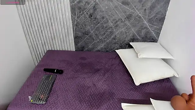 Snapshot of Dahiana_gomez18 chatting on February 2025 02:49:01 PM Dahiana gomez18 online show from February 2025 02:49:01 PM