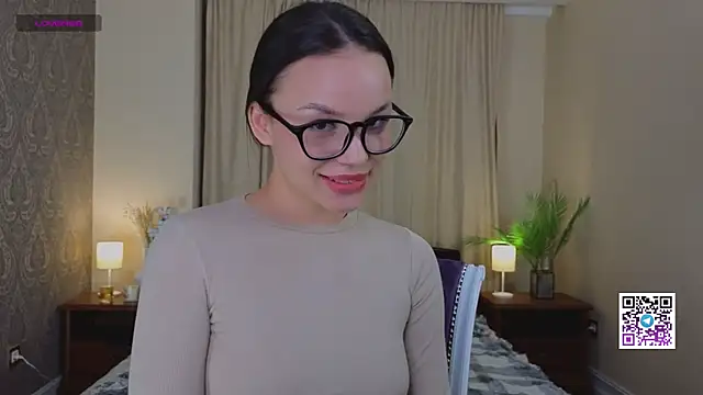 UdelaAshfield online show from February 2025 07:42:01 PM