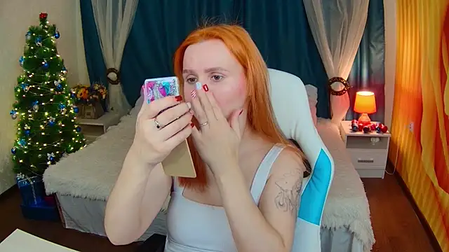 Snapshot of AliceBYKiss chatting on December 2024 12:33:02 PM AliceBYKiss online show from December 2024 12:33:02 PM