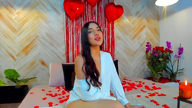 Snapshot of AniiRose chatting on February 2025 03:20:01 AM AniiRose online show from February 2025 03:20:01 AM