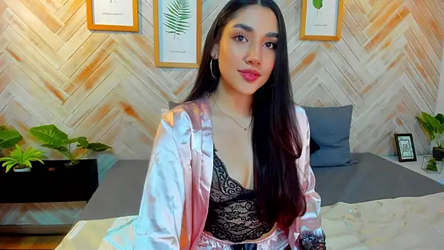 Snapshot of AniiRose chatting on March 2025 12:37:02 AM AniiRose online show from March 2025 12:37:02 AM