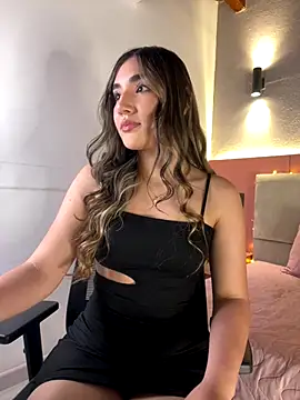 Snapshot of AniiRose chatting on September 2025 01:07:02 AM AniiRose online show from September 2025 01:07:02 AM