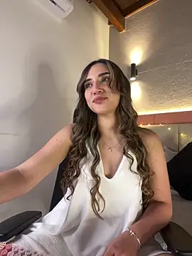 Snapshot of AniiRose chatting on October 2025 02:41:02 AM AniiRose online show from October 2025 02:41:02 AM