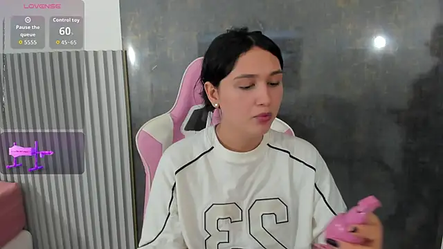 lana boomer online show from November 2025 08:09:01 PM