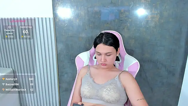 lana boomer online show from November 2025 02:26:01 AM