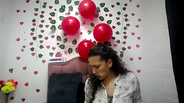 Snapshot of Leyla_Horny_Bg chatting on February 2025 08:15:02 PM Leyla Horny Bg online show from February 2025 08:15:02 PM