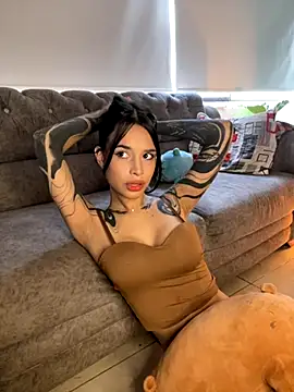 alessia iris19 online show from October 2025 07:15:01 PM