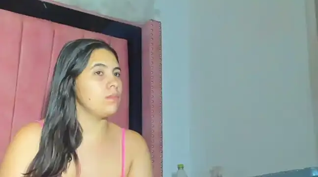 Snapshot of Salome_Moonn chatting on December 2024 01:24:01 AM Salome Moonn online show from December 2024 01:24:01 AM