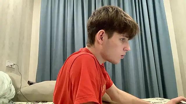 cutie guys online show from December 2024 04:39:02 PM