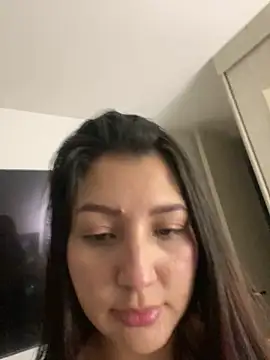 Snapshot of licky_lu chatting on February 2025 07:01:01 AM licky lu online show from February 2025 07:01:01 AM