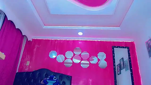 Snapshot of TiffanyMackensyy chatting on November 2025 01:17:02 AM TiffanyMackensyy online show from November 2025 01:17:02 AM