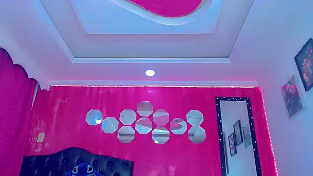 Snapshot of TiffanyMackensyy chatting on November 2025 12:11:02 AM TiffanyMackensyy online show from November 2025 12:11:02 AM