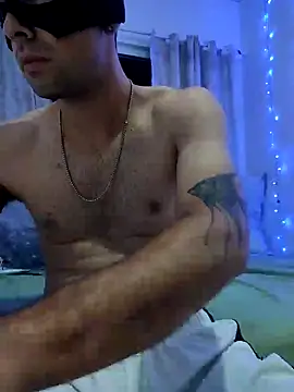 casaloucuras online show from December 2024 02:49:02 AM