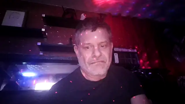 Snapshot of LARawAlways2 chatting on December 2025 09:47:02 AM LARawAlways2 online show from December 2025 09:47:02 AM