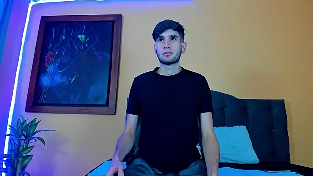 Snapshot of Thhiago_tay chatting on December 2024 07:46:02 PM Thhiago tay online show from December 2024 07:46:02 PM