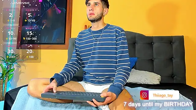 Snapshot of Thhiago_tay chatting on December 2024 08:36:02 PM Thhiago tay online show from December 2024 08:36:02 PM