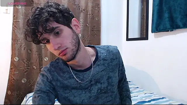 Snapshot of Thhiago_tay chatting on September 2025 01:03:01 PM Thhiago tay online show from September 2025 01:03:01 PM