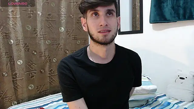 Snapshot of Thhiago_tay chatting on October 2025 06:58:02 AM Thhiago tay online show from October 2025 06:58:02 AM