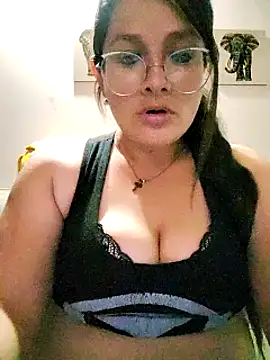 Snapshot of Neve_Collins chatting on January 2025 04:41:01 AM Neve Collins online show from January 2025 04:41:01 AM