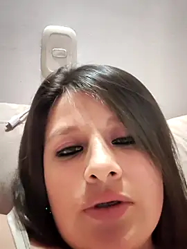 Snapshot of Neve_Collins chatting on October 2025 01:37:01 AM Neve Collins online show from October 2025 01:37:01 AM