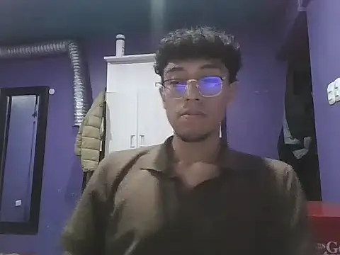Snapshot of Fabpingon chatting on September 2025 06:26:02 AM Fabpingon online show from September 2025 06:26:02 AM