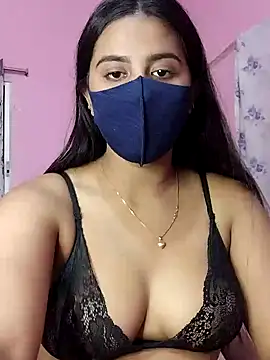 Snapshot of lovely-tanu chatting on January 2025 04:57:01 PM lovely-tanu online show from January 2025 04:57:01 PM