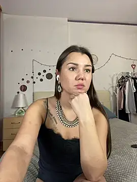 MiraMiss online show from January 2025 11:35:01 AM