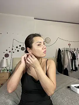 MiraMiss online show from January 2025 04:18:02 AM