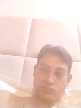 jenilmax online show from October 2025 05:46:01 PM