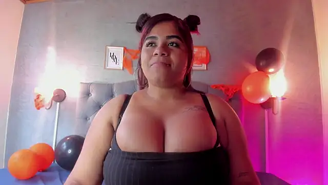 MeridaLane online show from October 2025 01:53:01 PM