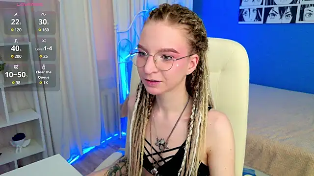 Snapshot of VioletShine chatting on January 2025 09:33:02 AM VioletShine online show from January 2025 09:33:02 AM