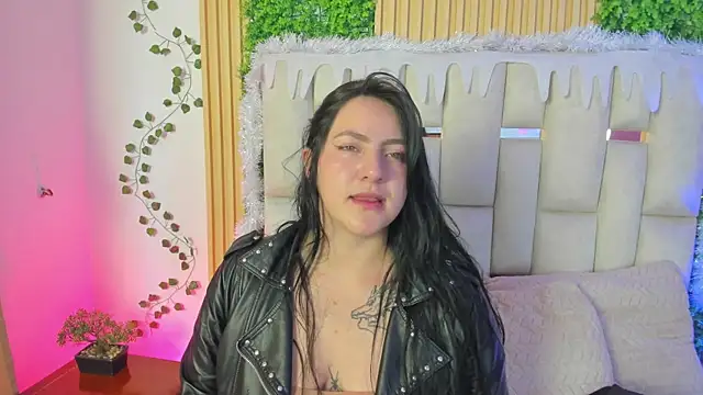 Snapshot of jenifer__power10 chatting on November 2025 08:02:01 PM jenifer power10 online show from November 2025 08:02:01 PM