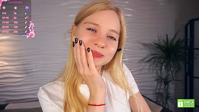 OdelinaFicken online show from September 2025 05:11:01 AM