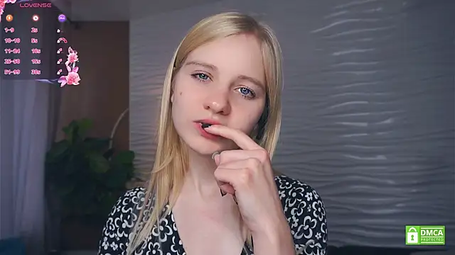 OdelinaFicken online show from October 2025 05:26:02 AM