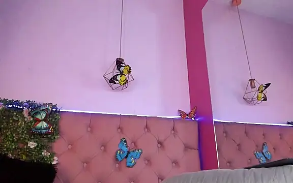 Snapshot of Anastasia_Whitee chatting on January 2025 03:33:01 PM Anastasia Whitee online show from January 2025 03:33:01 PM