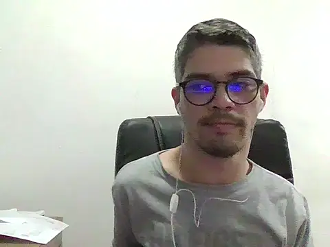 Snapshot of DiGabriel chatting on February 2026 07:25:02 AM DiGabriel online show from February 2026 07:25:02 AM