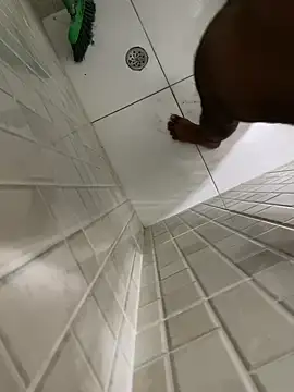 rodrigo21Cm  online show from December 2024 11:45:01 PM