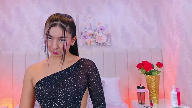 MeganCruzGB online show from June 2026 12:37:01 PM