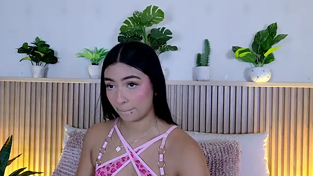 MeganCruzGB online show from June 2026 12:18:01 PM