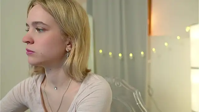 lolly pie online show from December 2024 03:12:01 PM